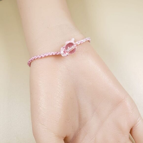 Brand New Hello Kitty Pink Lucky Bracelet - Picture 5 of 6